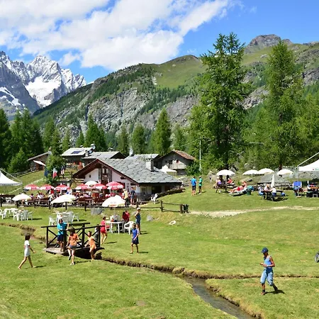 Appartamento In Near Lift *